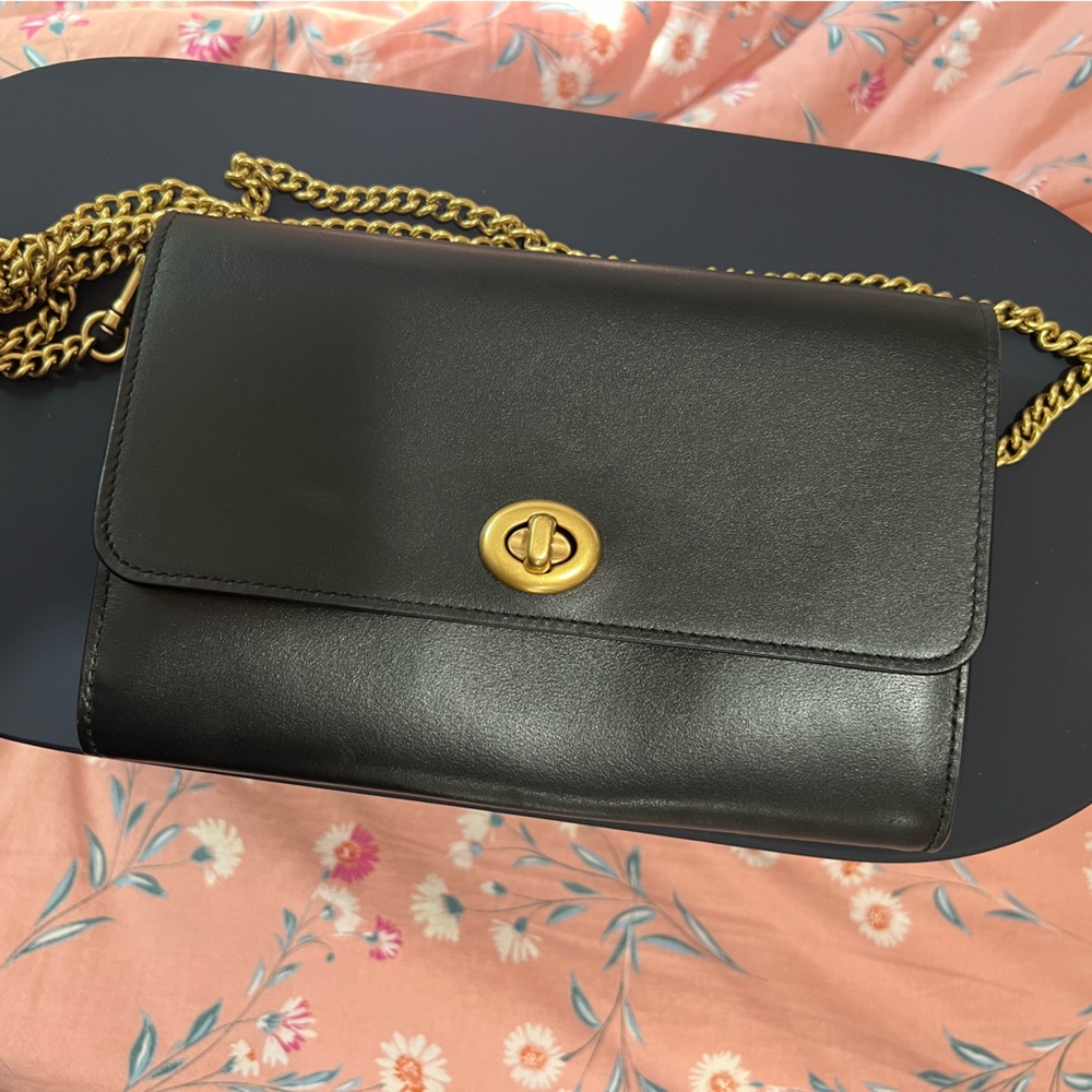 Authentic Coach Marlow Turnlock Chain Crossbody